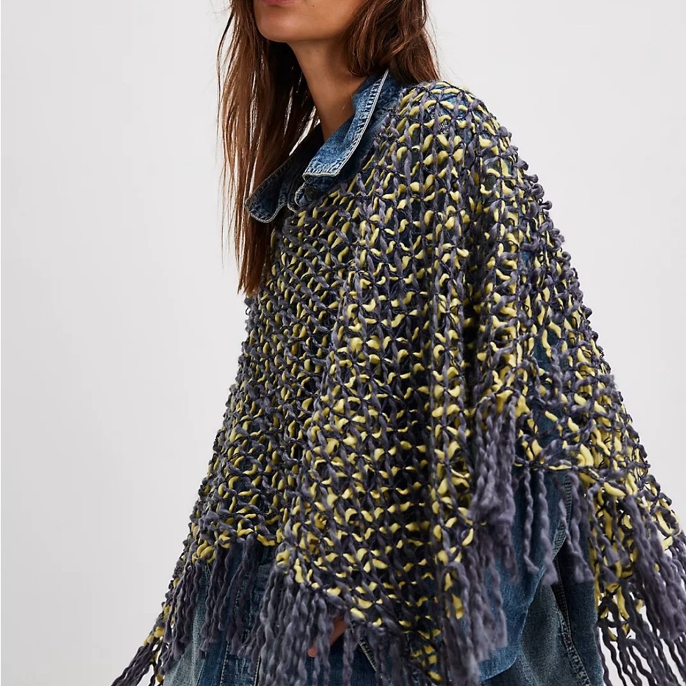 New! Free People Charlie Poncho MSRP $148 Boho Western